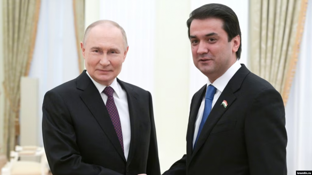 «Встреча с подтекстом». Что визит Рустама Эмомали в Москву может говорить о будущем власти в Таджикистане