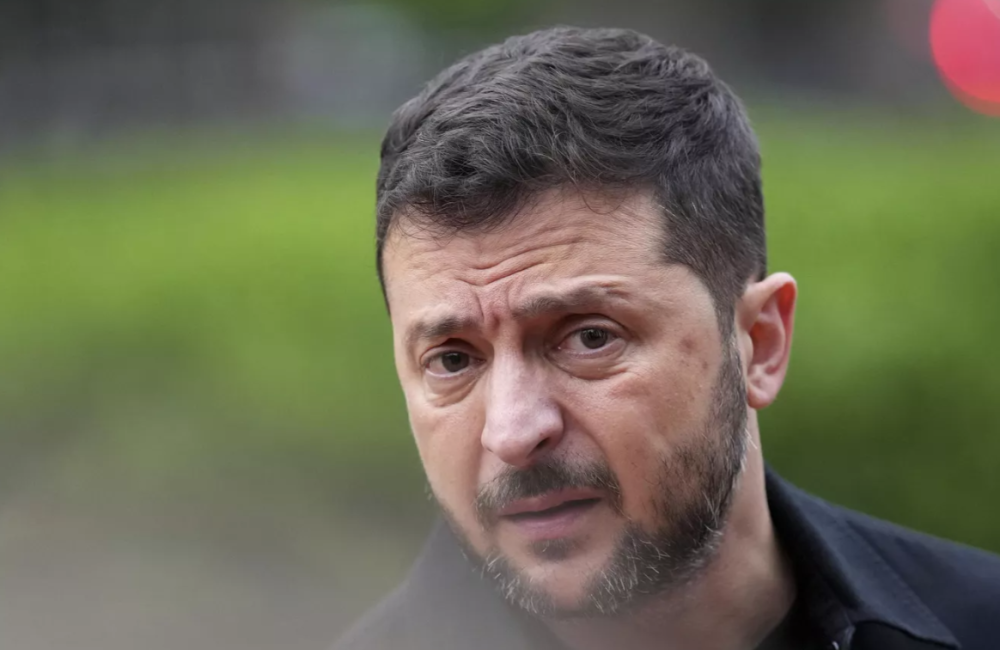 Соседи Украины рвут отношения с Зеленским