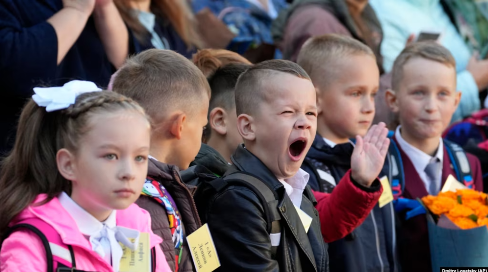 Число первоклассников в России за два года сократилось на четверть