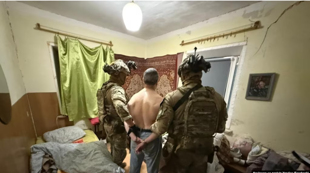 Подозреваемый в убийстве Парубия отрицает связи с Россией