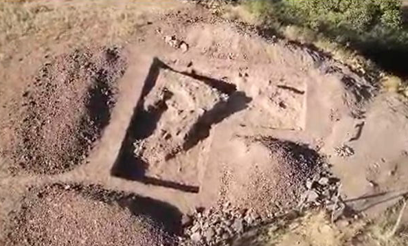 در ناحیه شمس‌الدین شاهین یک سکونتگاه باستانی قرون وسطایی ختل قدیم – شهر اندیچراغ کشف شد