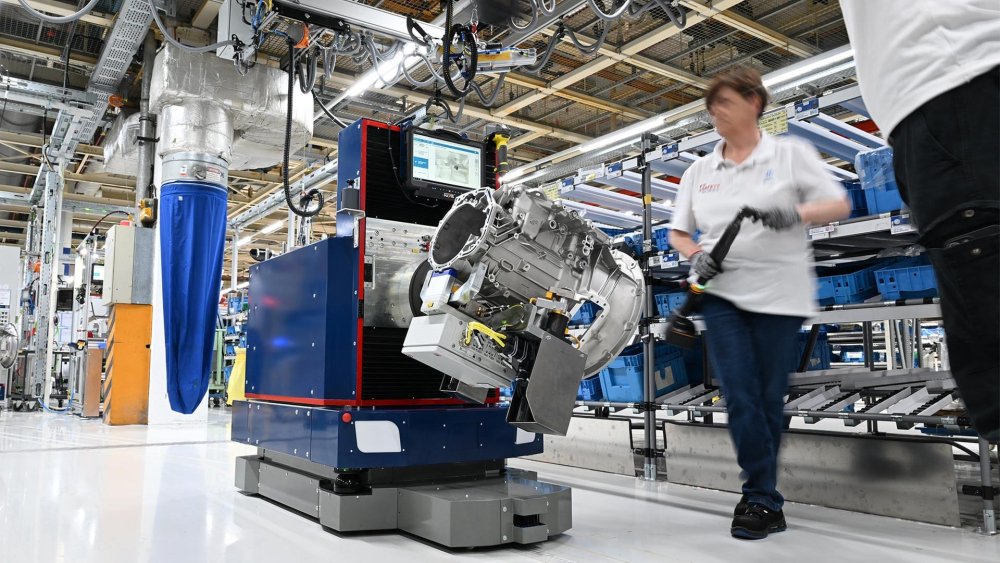 Bundesregierung geht von mehr Wachstum ab 2026 aus