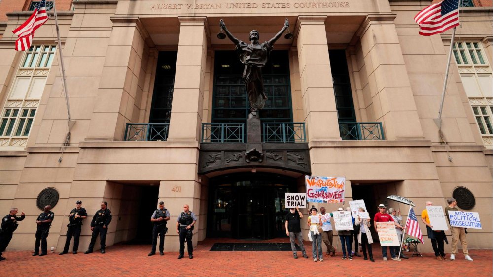 Ex-FBI-Chef plädiert vor Gericht auf "nicht schuldig"