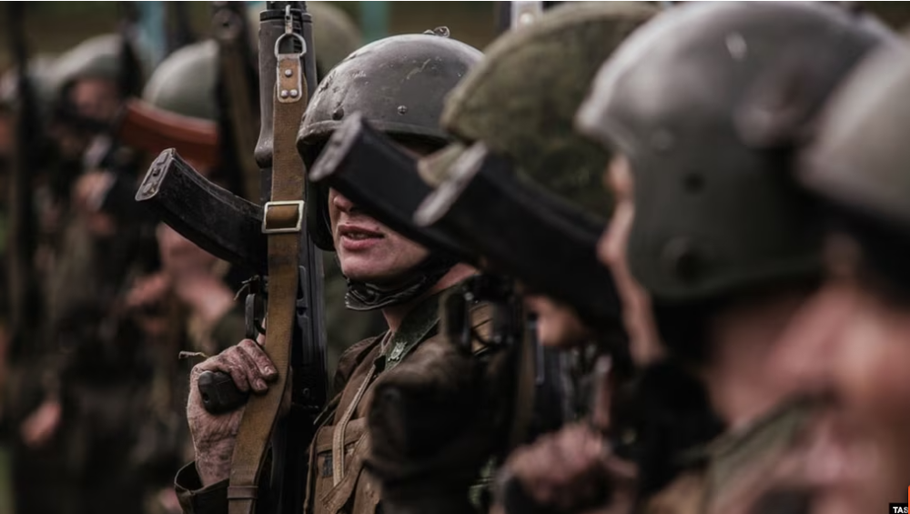 «Поехали в Россию? На свадьбу заработаешь». Как казахстанцы попадают на чужую войну и гибнут в Украине