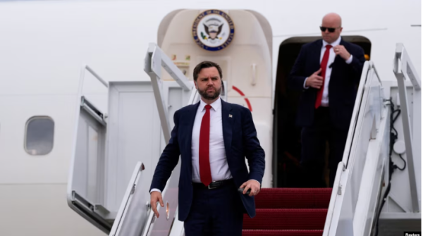 Вице-президент США: Россия переоценивает свои успехи на фронте