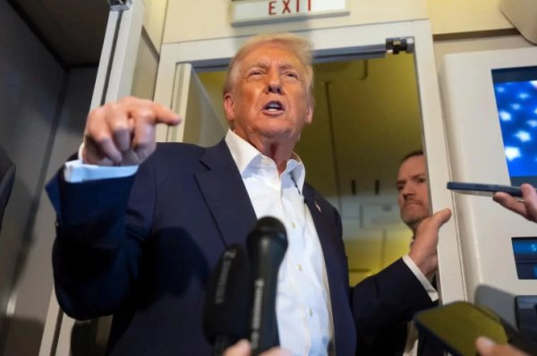 Доналд Трамп учинчи президентлик муддати ҳақида гапирди