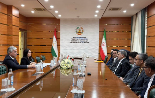 وزارت دارایی تاجیکستان و سازمان بورس و اوراق بهادار ایران همکاری‌های خود را تقویت می‌کنند