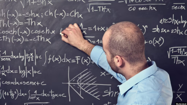 В Таджикистане учителей полностью освободят от военной службы