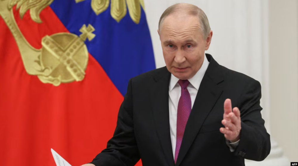 "Проект" нашёл более 20 родственников Путина на связанных с властью постах