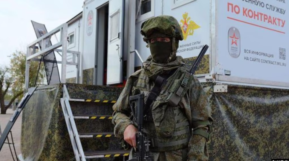 Власти России предлагают не выдворять иностранцев-контрактников