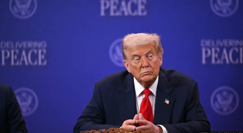 Трамп потребовал от авиадиспетчеров вернуться к работе, несмотря на шатдаун