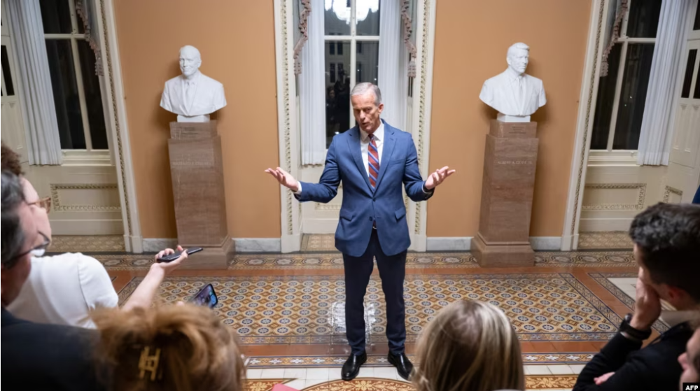 Cенат США принял законопроект, который прекратит шатдаун