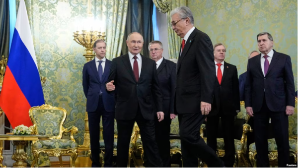 Путин и Токаев подписали Декларацию о всеобъемлющем стратегическом партнерстве