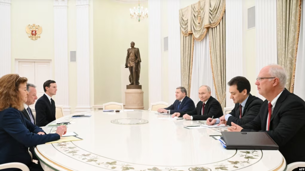 Встреча в Кремле завершилась: "компромиссного варианта пока нет"