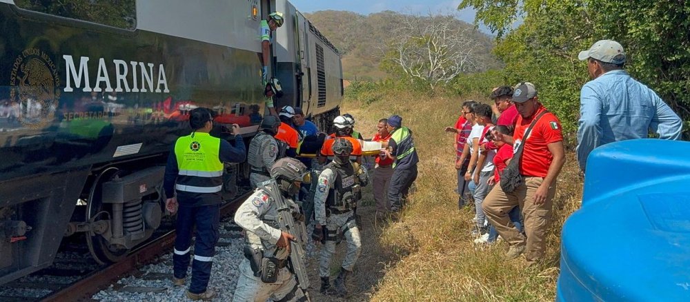 Mehr als ein Dutzend Tote bei Zugunglück