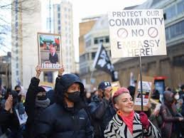 Riesiger Ärger um riesige Botschaft