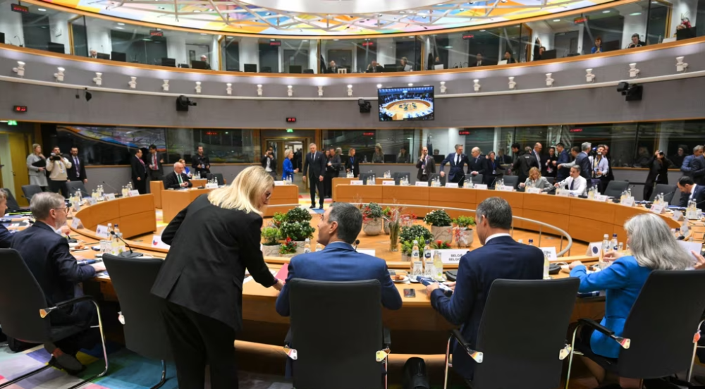 ЕС полностью запретит импорт природного газа из России к 2027 году