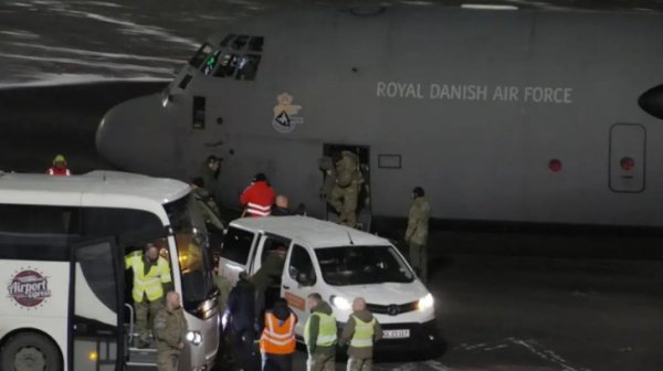 Европа ҳарбийлари Гренландияда жойлашмоқда