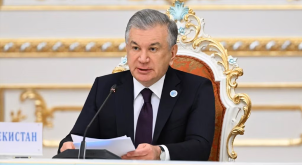 Шавкат Мирзиёев призвал узбекистанских дипломатов отказаться от «кабинетной дипломатии»