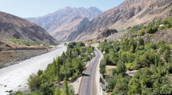 В Таджикистане возобновили строительство дороги Душанбе — Кульма, приостановленное после нападения из Афганистана