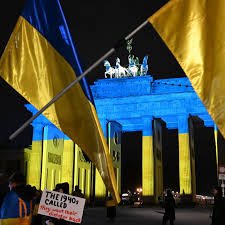 Tausende zeigen Solidarität mit der Ukraine