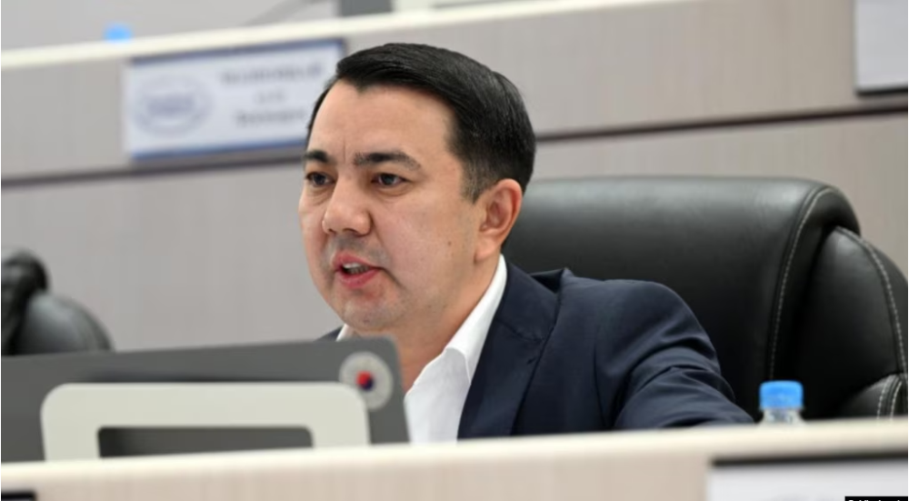 Спикером парламента Кыргызстана избран Марлен Маматалиев