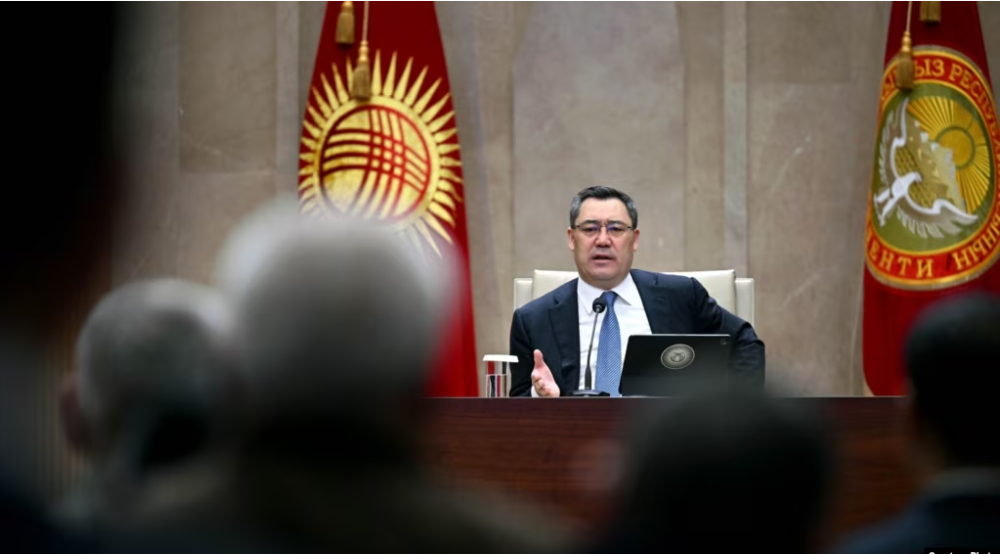 Садыр Жапаров уволил сразу трех министров