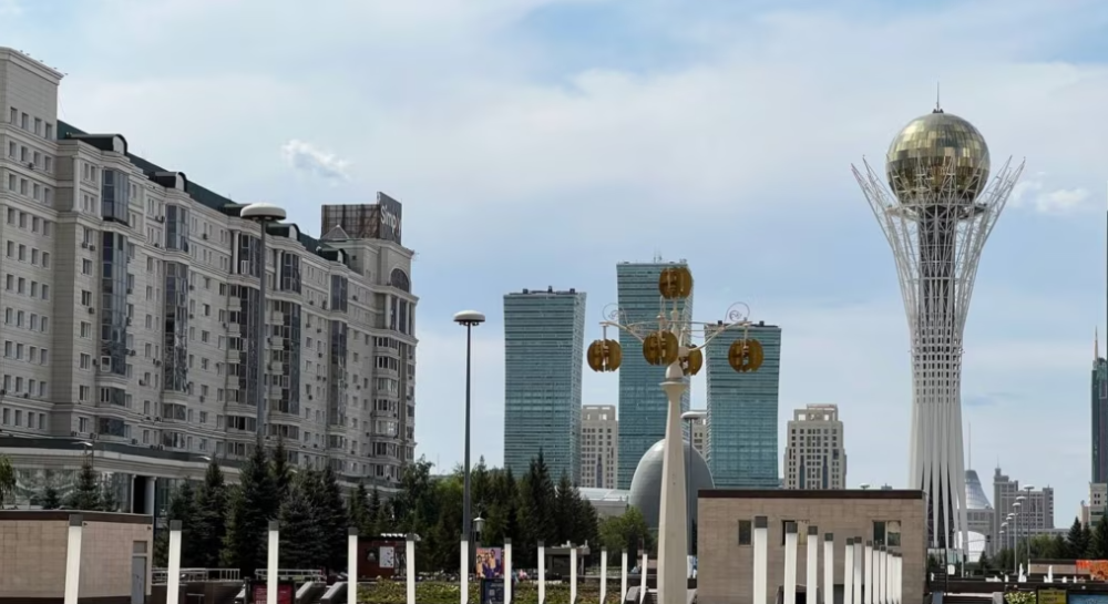 Астана обновит список профессий для иностранцев, желающих жить и работать в Казахстане