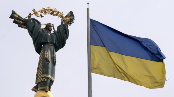 Украина аҳолиси Россия билан можародан кўра коррупцияни каттароқ таҳдид деб баҳолади