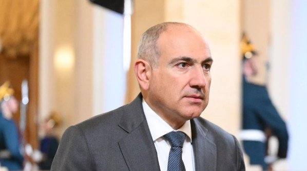 Пашинян Арманистон ЕОИИдан чиқишни муҳокама қилмаётганини айтди