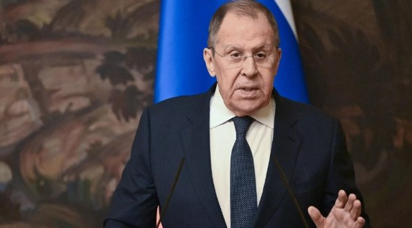Лавров: Украина можаросини дипломатик йўл билан ҳал қилиш Россия учун афзалроқ