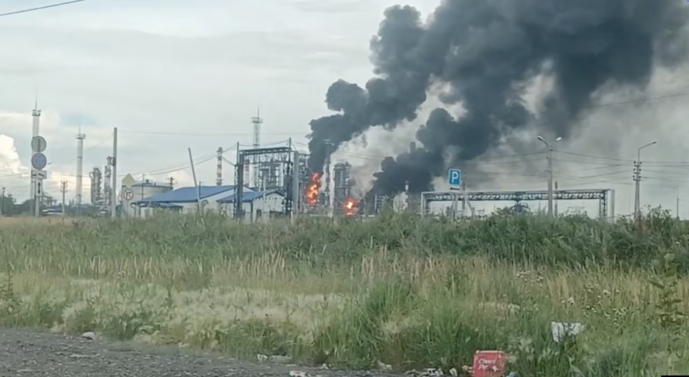 «Большой шок». Жители Омска рассказывают об атаке ВСУ на местный НПЗ